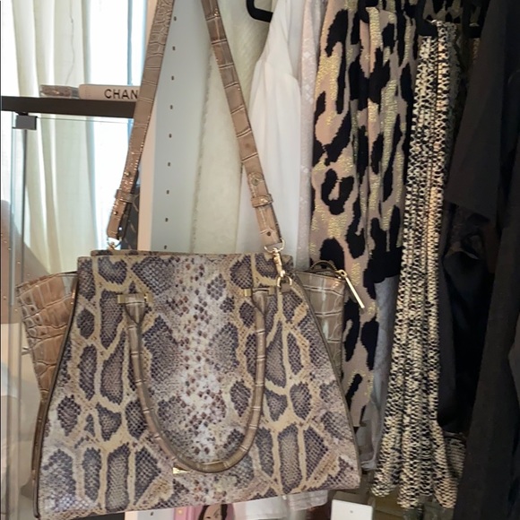 Brahmin Bag - Picture 1 of 8